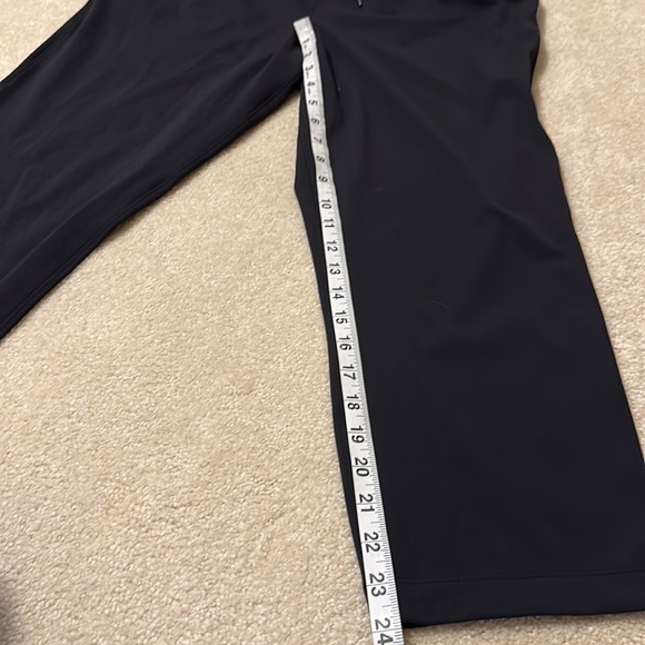 Lululemon black dance pants capri length size 8 - Picture 9 of 11